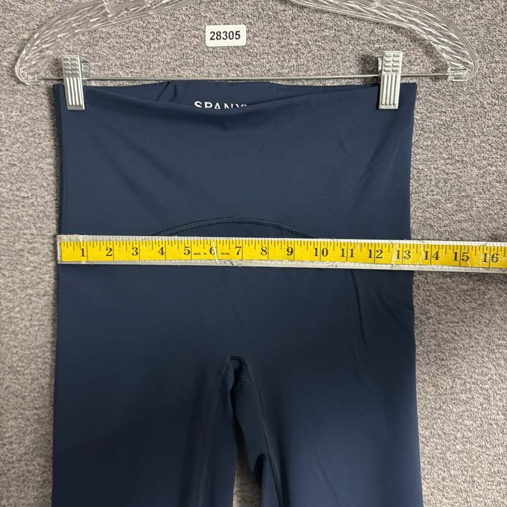 Spanx Women's Size Medium Tall Booty Boost Yoga Flare Pants - Picture 7 of 10